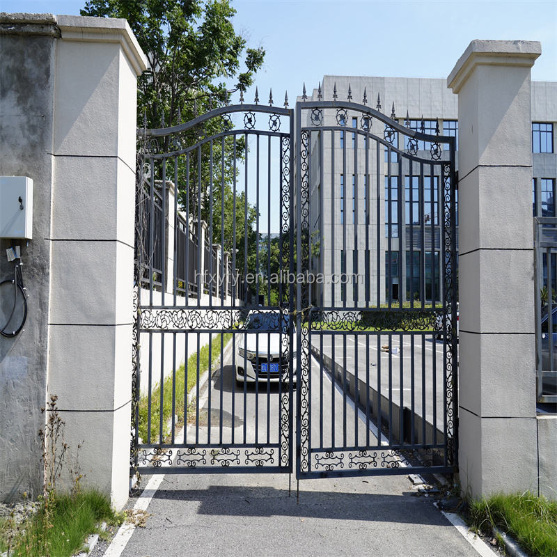 Luxury Design Customized Wrought Iron Gate Forging Services