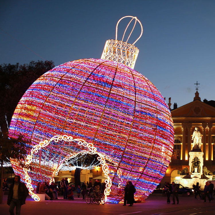 Outdoor Big Christmas Ball Arch Decorations Props for Window Display