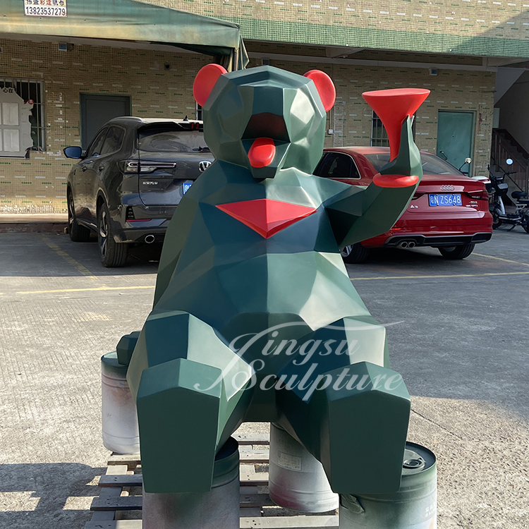 Outdoor Decor Resin Geometric Animal Sitting Green Bear Sculpture Fiberglass Big Funny Bear Statue