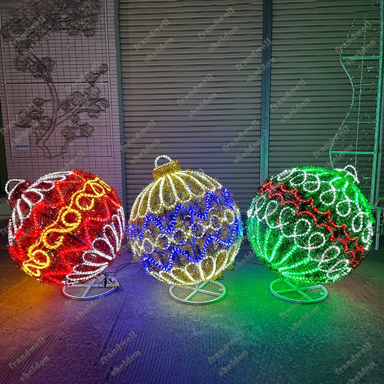 Giant Christmas Bubbles/Christmas Ornaments Ball/ Giant Christms Ball Props