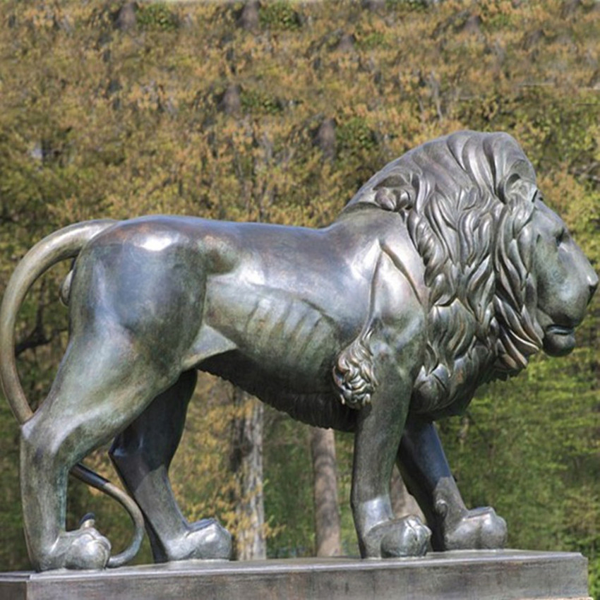 Outdoor Life Size Bronze Lions Sculpture for Decoration