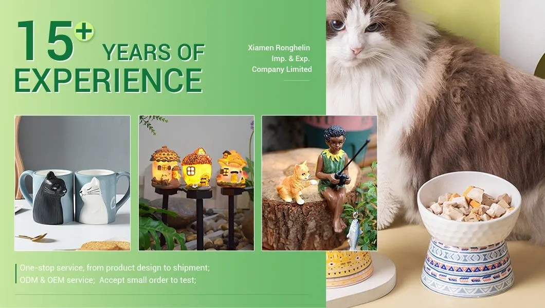 Playful Cat Statue with Illuminating Solar Features