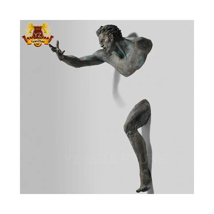 Indoor Home Decoration Art Modern Metal Wall Mount Sculpture Casting Bronze Interior Wall Sculpture Bronze 3D Man Wall Sculpture