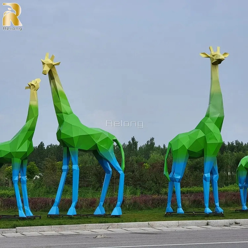 Large Geometric Metal Animal Giraffe Sculpture Statue