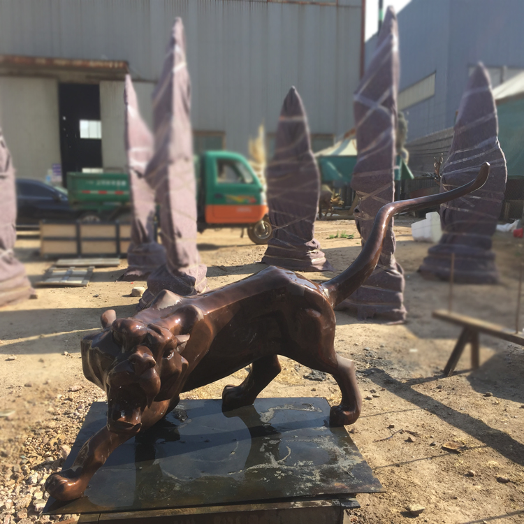 Life Size Green Color Modern Art Geometric Panther Statue