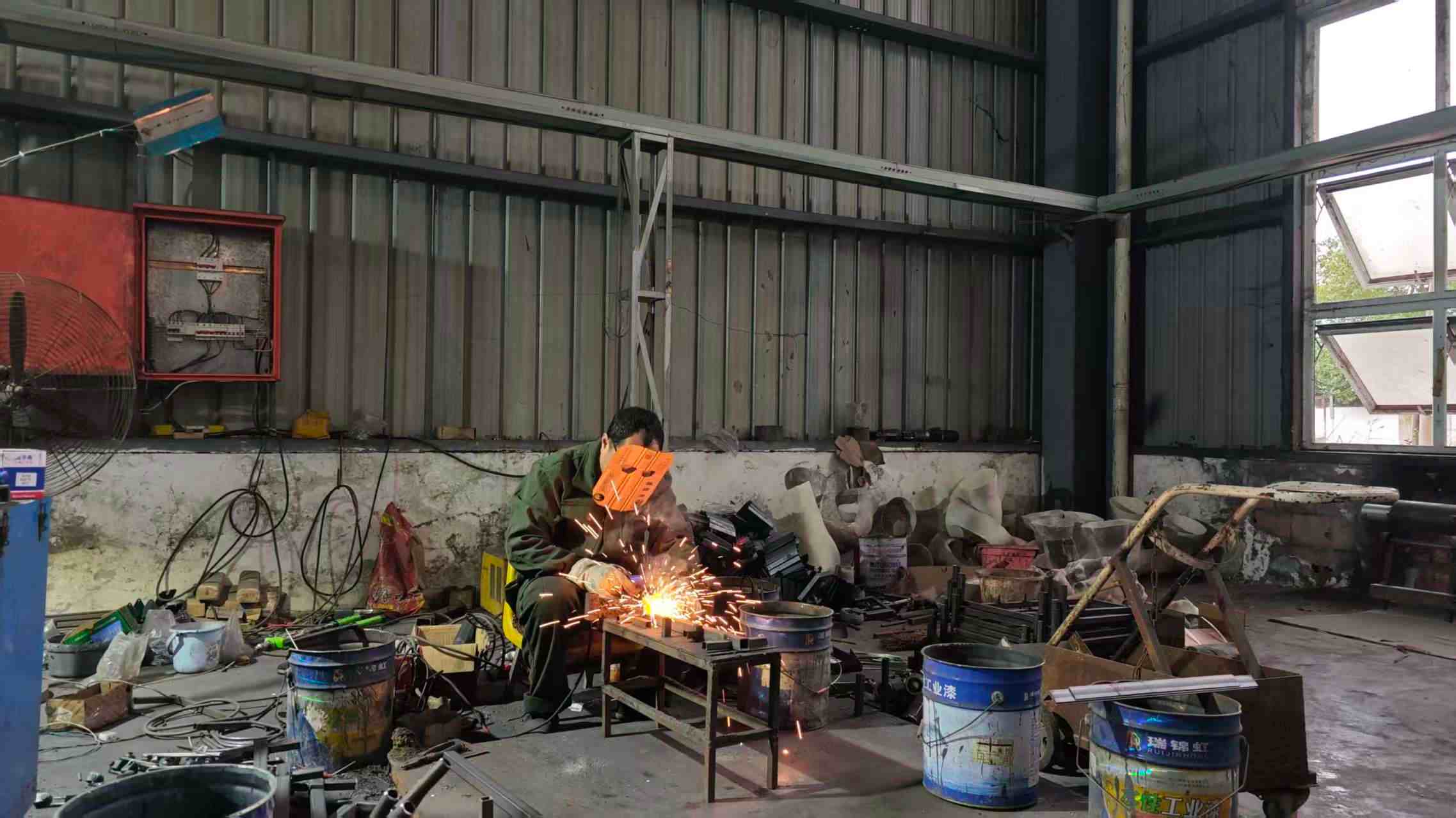 Welding machine used in Stora Decor production line