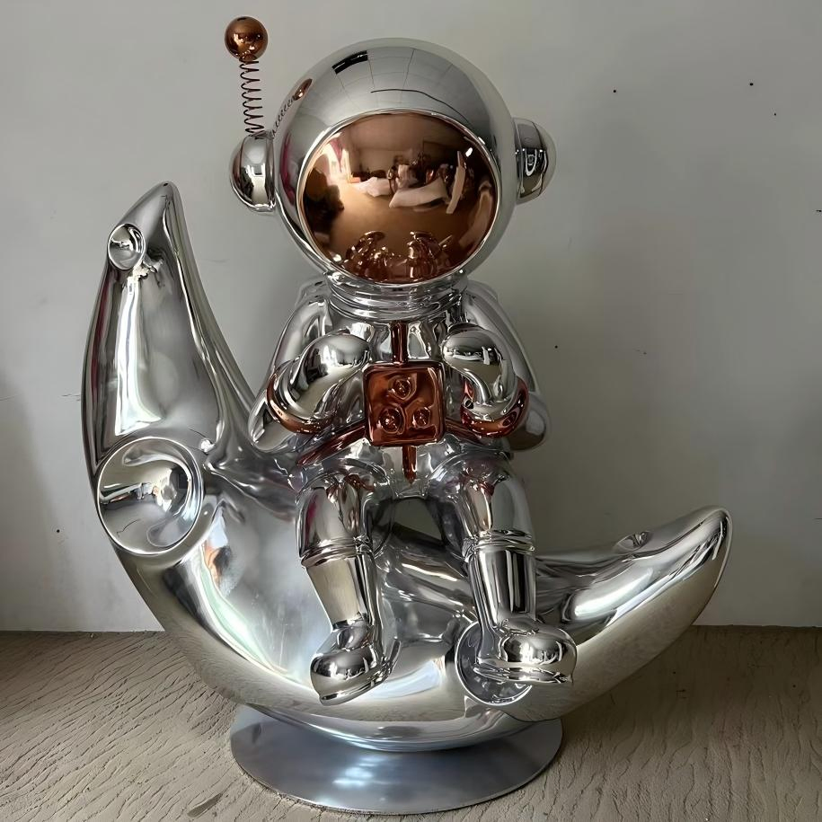 Customized Fiberglass Stainless Steel Chromed Mirror Sculpture for Interior Spaces