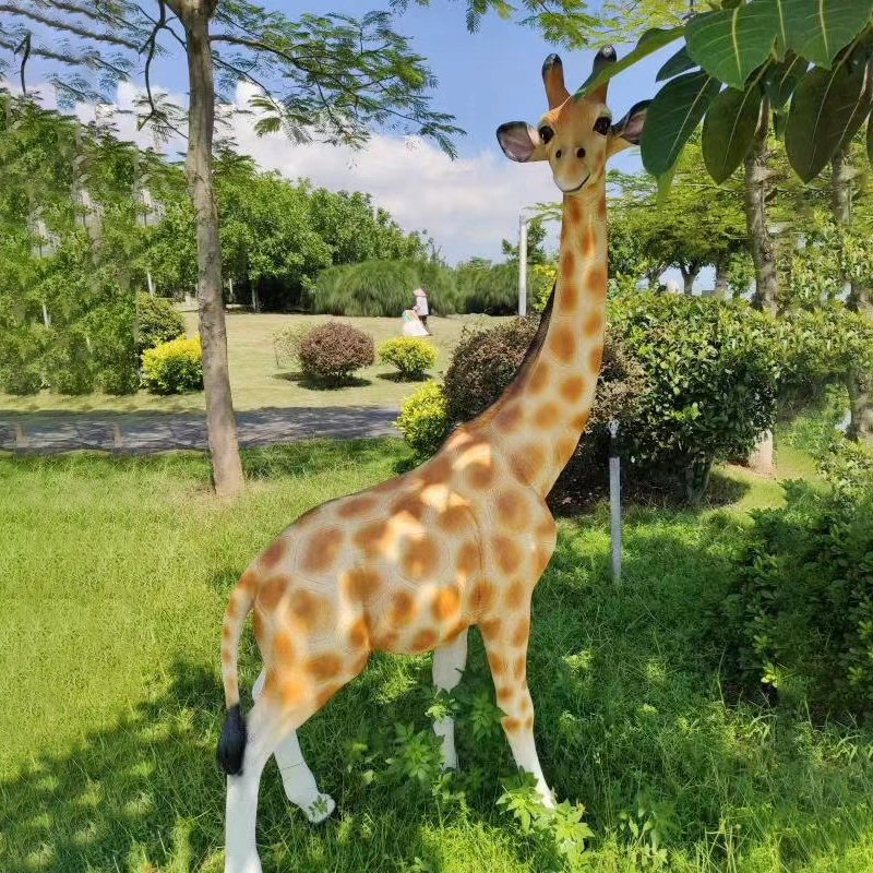 Support Customize Big Giraffe Party Props Resin Fiberglass Safari Animals Statues for Sale