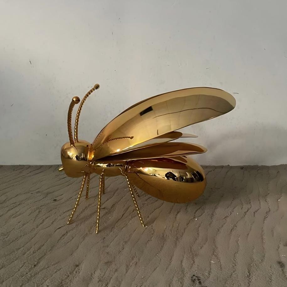 Customized Fiberglass Stainless Steel Chromed Mirror Sculpture for Interior Spaces