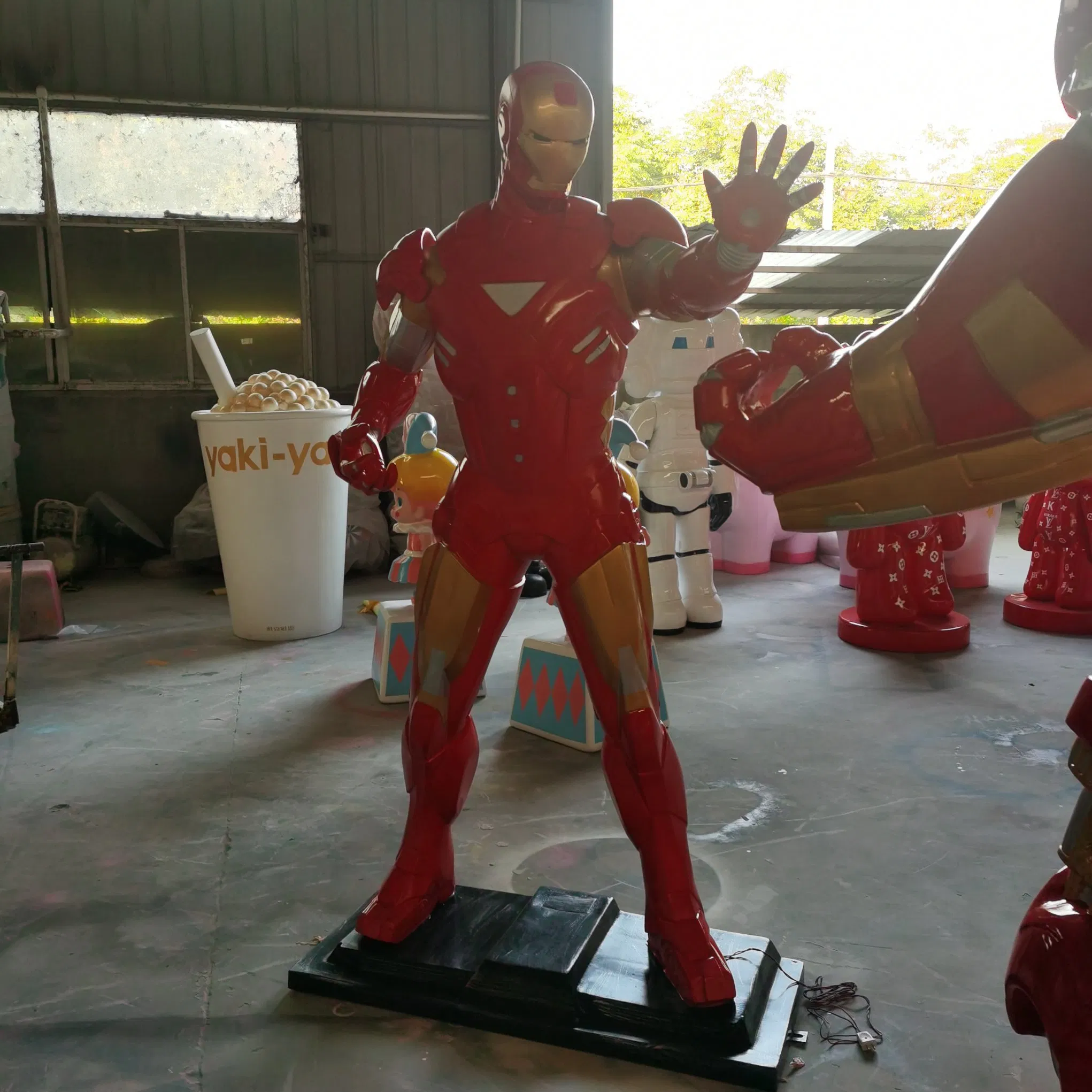 Life Size Resin Cartoon Movie Character Sculpture Fiberglass Spiderman Statue for Theme Park Decorative