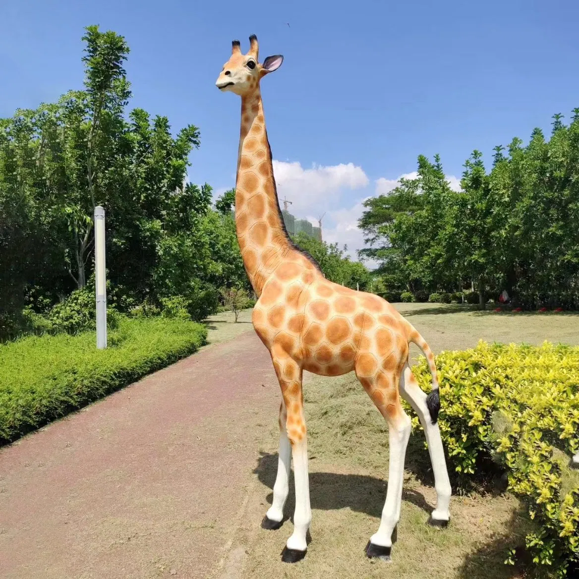Support Customize Big Giraffe Party Props Resin Fiberglass Safari Animals Statues for Sale