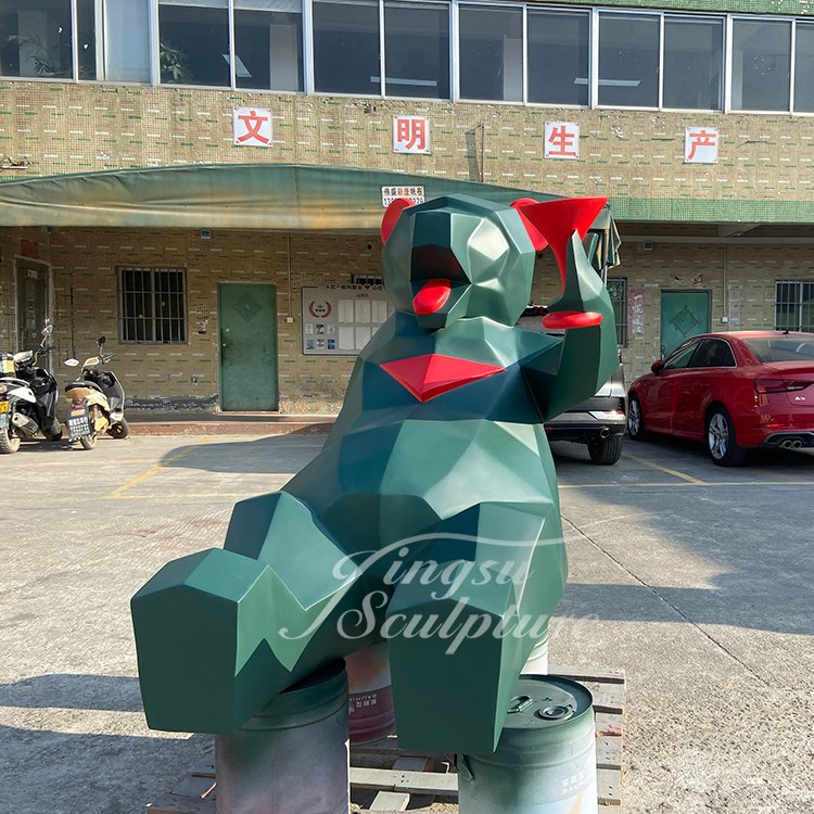 Outdoor Decor Resin Geometric Animal Sitting Green Bear Sculpture Fiberglass Big Funny Bear Statue