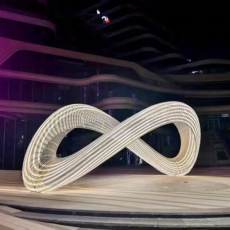 Large-Scale Stainless Steel Sculpture, Modern Abstract Art Installation for Urban Landmarks and Commercial Squares.