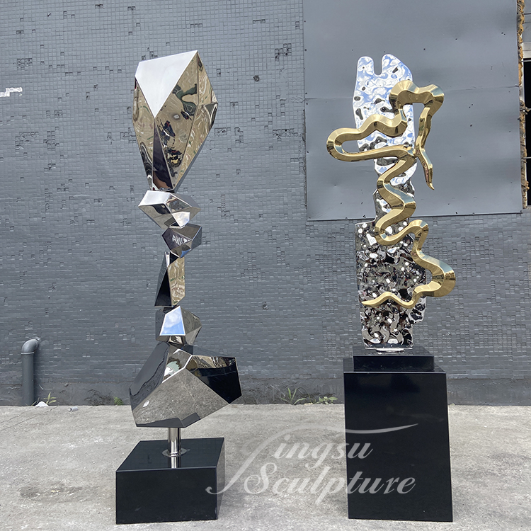 Outdoor and Indoor 3D Sculptures Stainless Steel Modern Sculptures Interior for Halloween Home Decorations