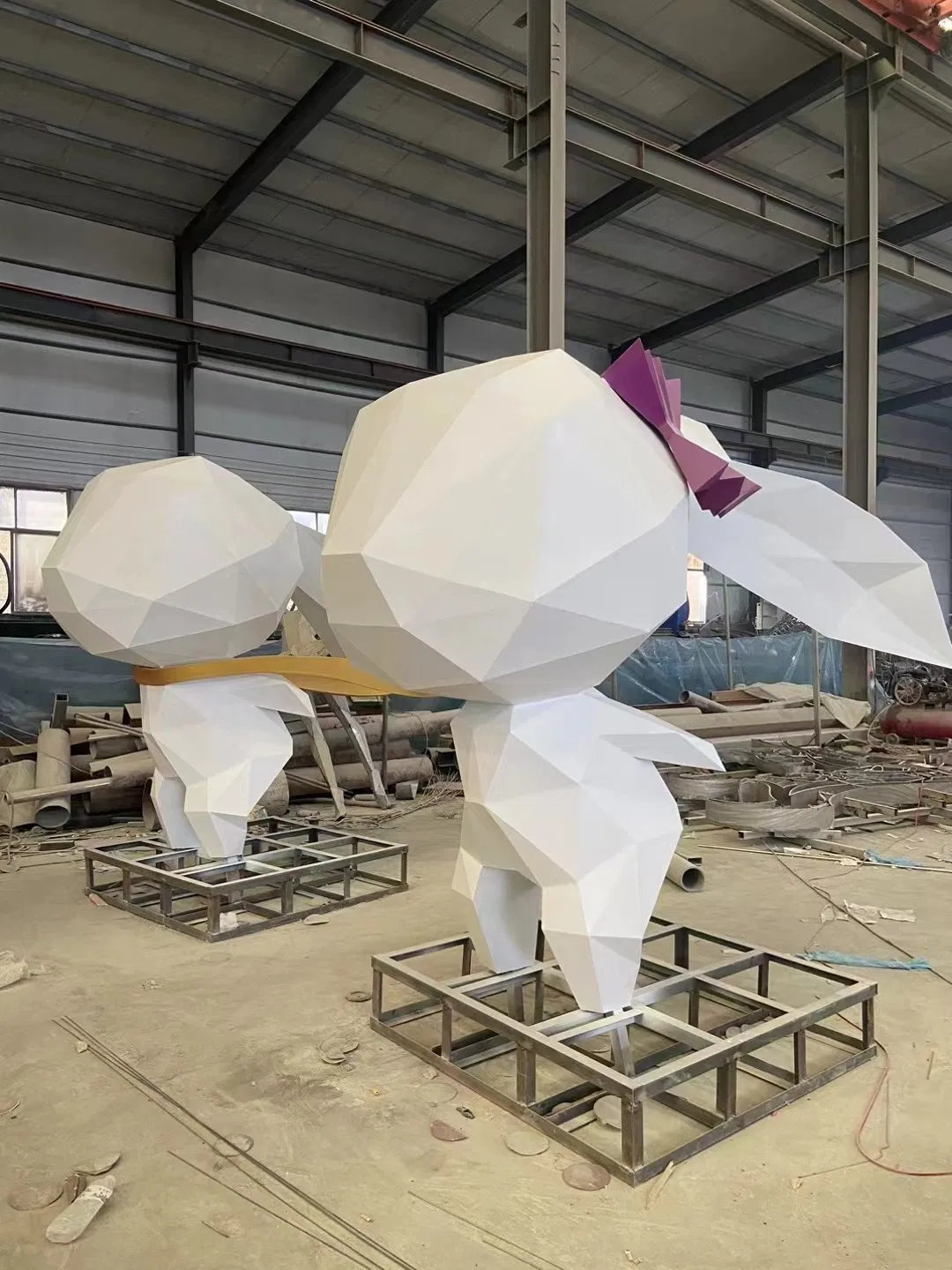 Outdoor Decor Stainless Steel White Rabbit Sculpture Cartoon Character Customized Metal Statue (SYSSS-109)