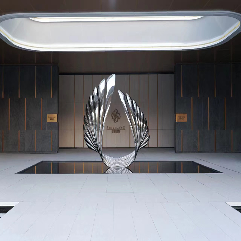 Manufacturer of 304/316 Stainless Steel Sculptures and Large-Scale Urban Landmark Art Sculptures