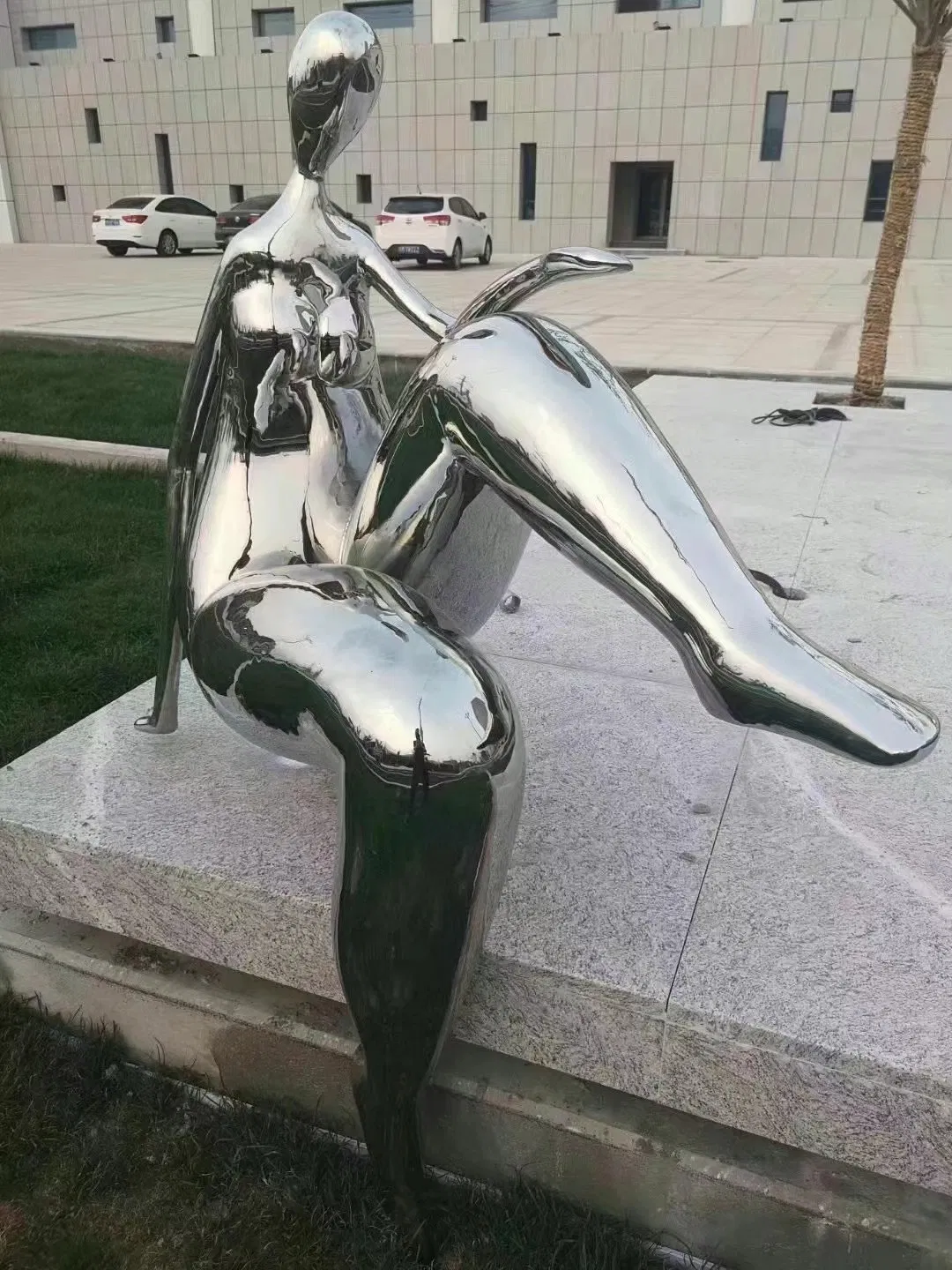 Stylish and Weather Resistant Garden Statues for Your Outdoor Oasis