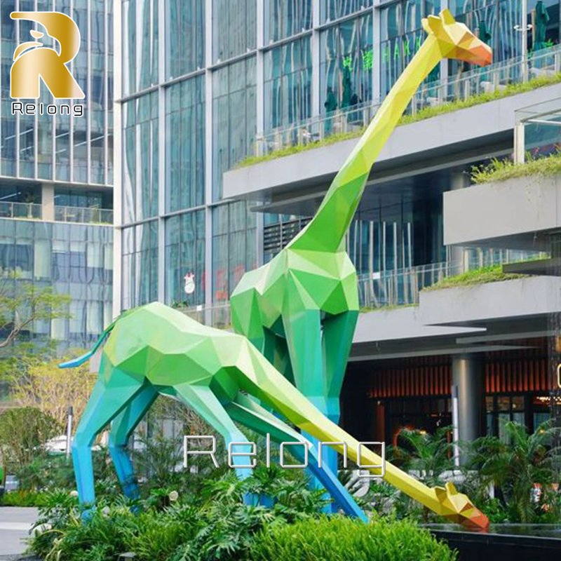 Large Geometric Metal Animal Giraffe Sculpture Statue