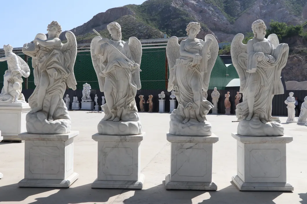 Angel Statue Sculpture