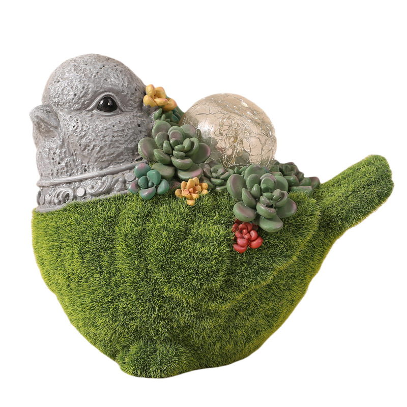 Decorative Solar Resin Flocked Squirrel Statue with LED Light for Yard Art Ornaments