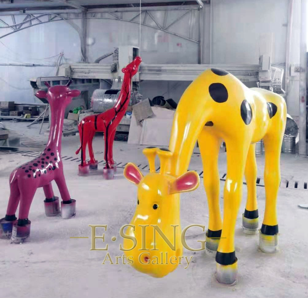 Wholesale Customized Life Size Factory Price Resin Cartoon Character Decoration Statue