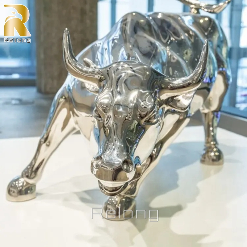 Popular Stainless Steel Wall Street Bull Statue Geometric Metal Bull Sculpture