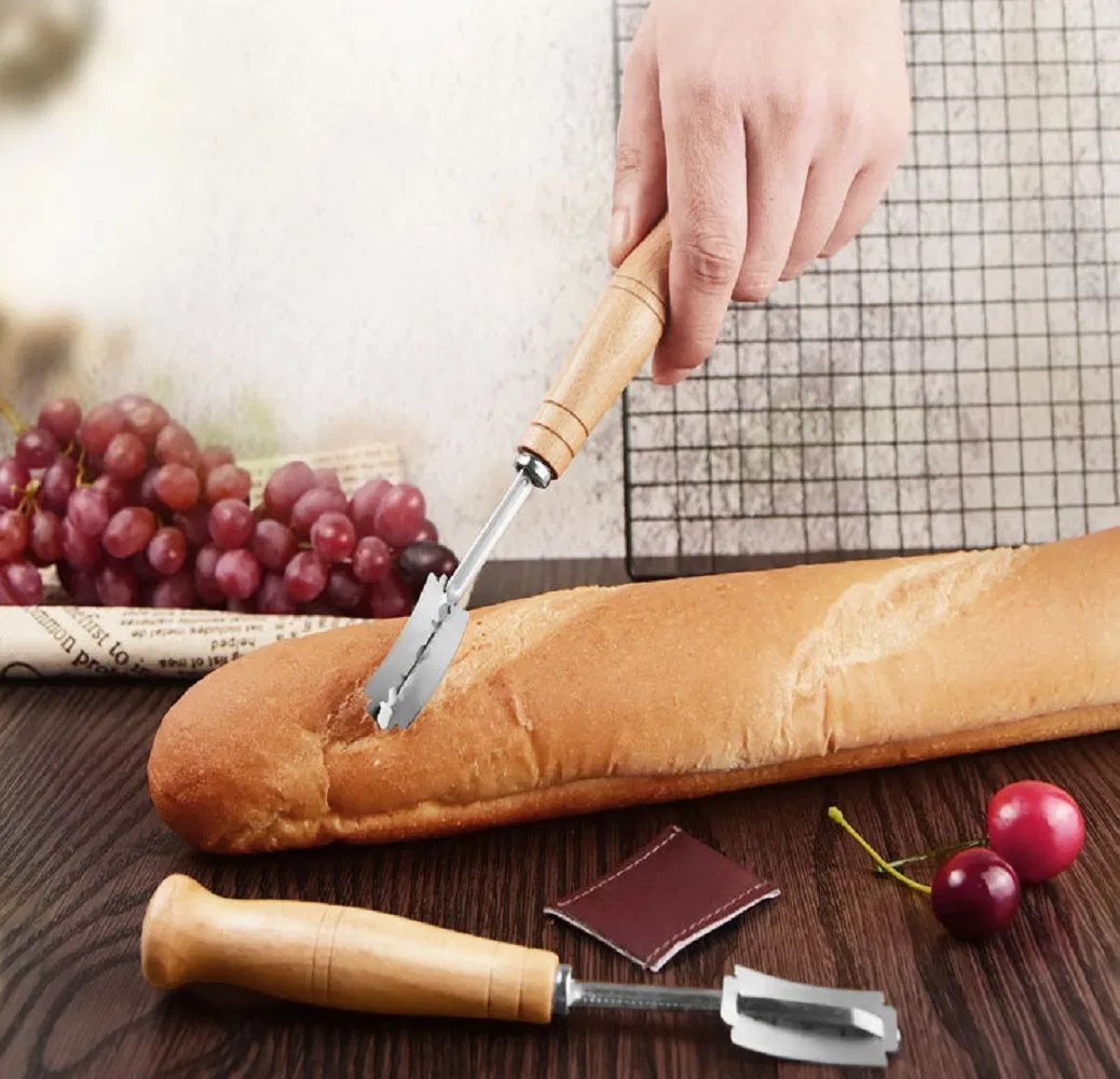 Protective Leather Cover Bread Scoring Knife with Replacement Blades Cutter Bl17337