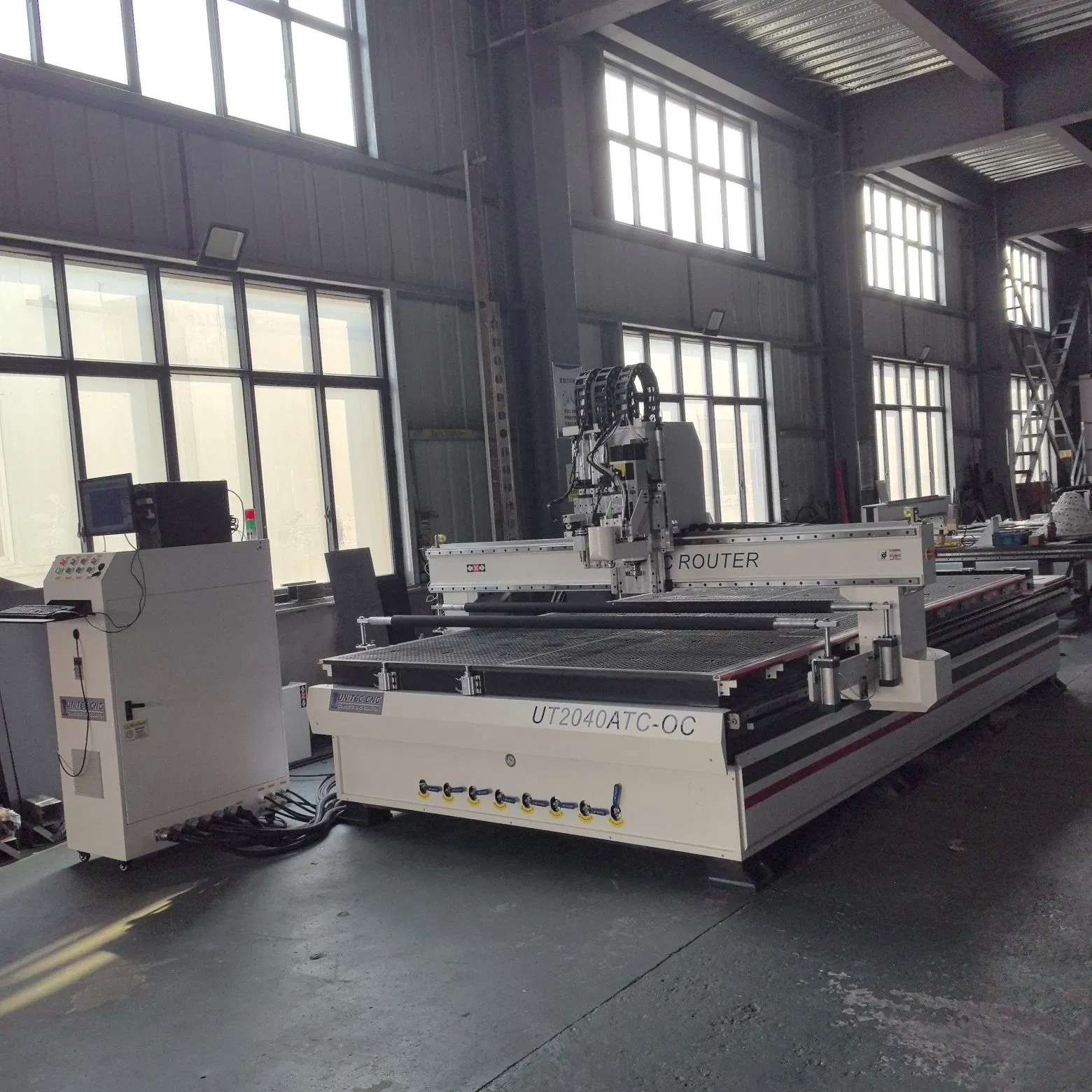 Multipurpose Knife Cutting Machine with Atc Eot for MDF Wood ACP Foam