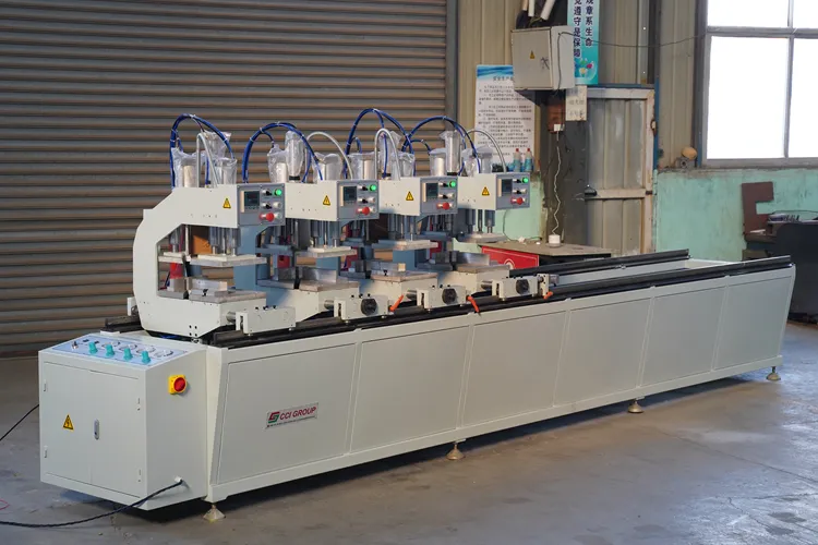 Four head welding machine