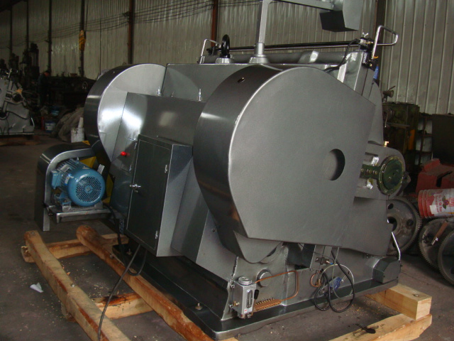 Die Punching Creasing Machine for Dubai Client Ml-1500 Since 2005