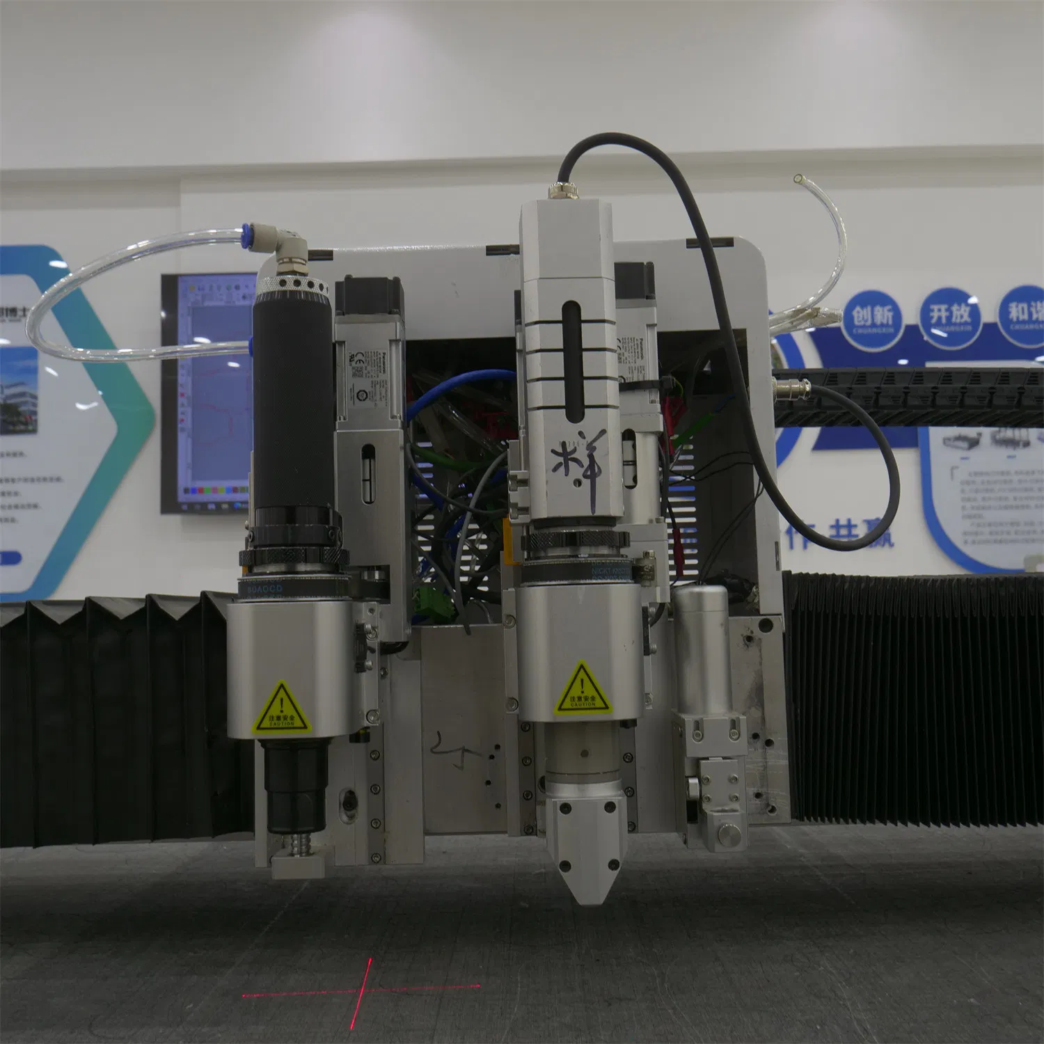 Bz CNC Knife Cutting Gasket Rubber Graphite Carbon Fiber Pneumatic Knife PVC Board Acrylic Glass Fiber Milling Knife Tool Cutter Machine