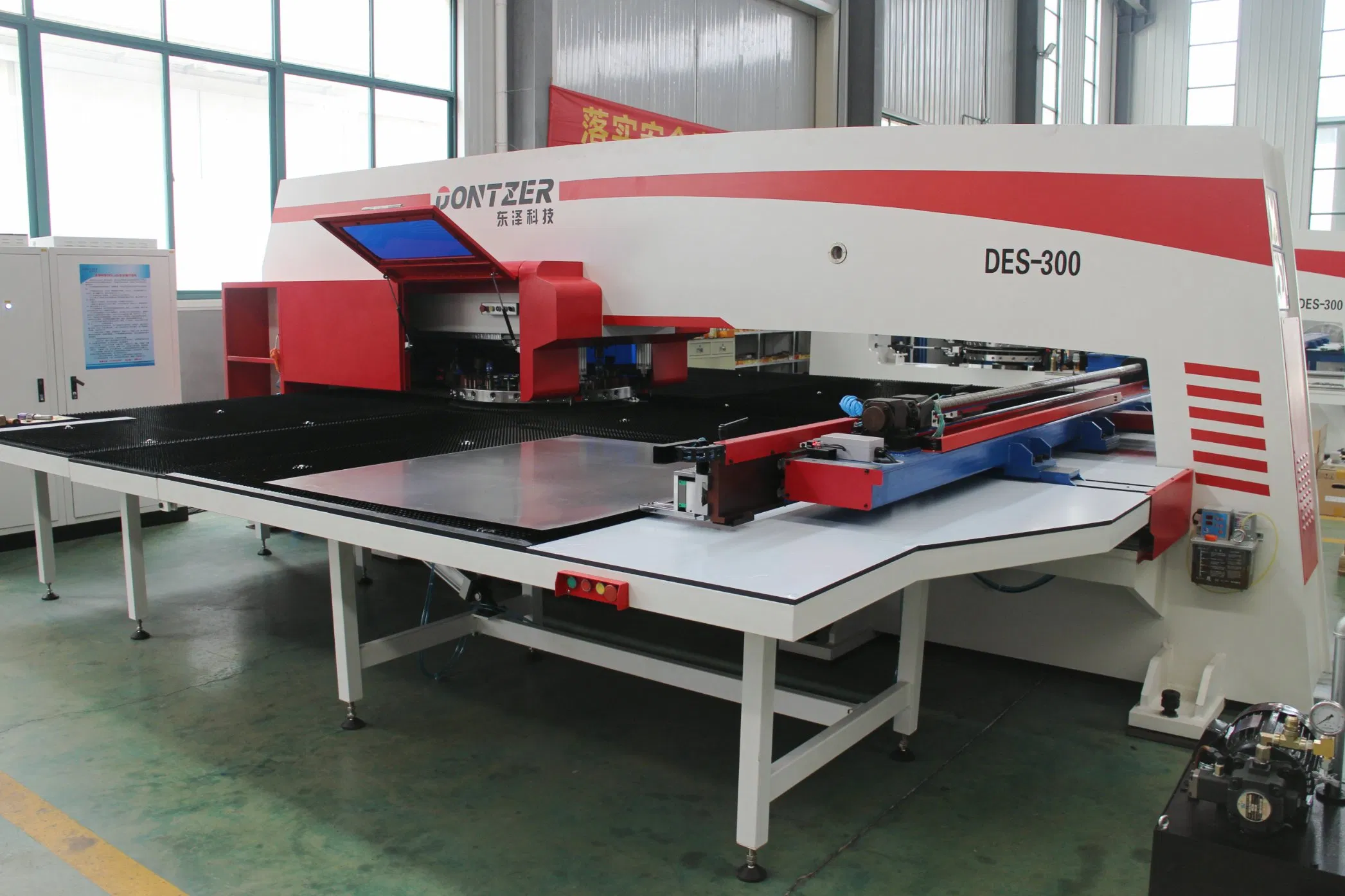 CNC Punching Machine Sheet Metal Perforating Machine Turret Punch Press Tools