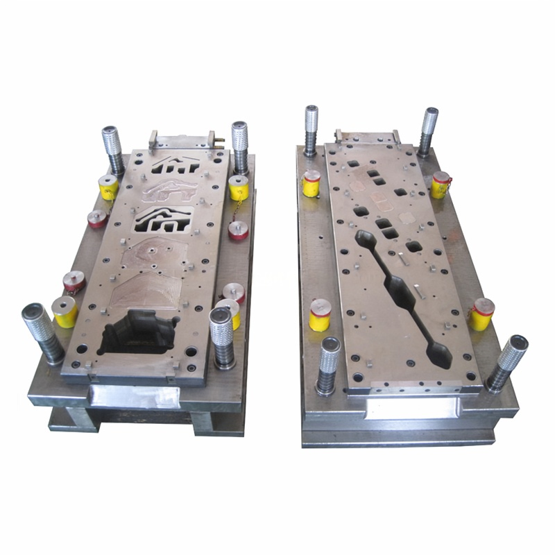 Qingdao OEM Automotive Gasket Mold Cylinder Head Gasket Cutting Machine Progressive Stamping Tools