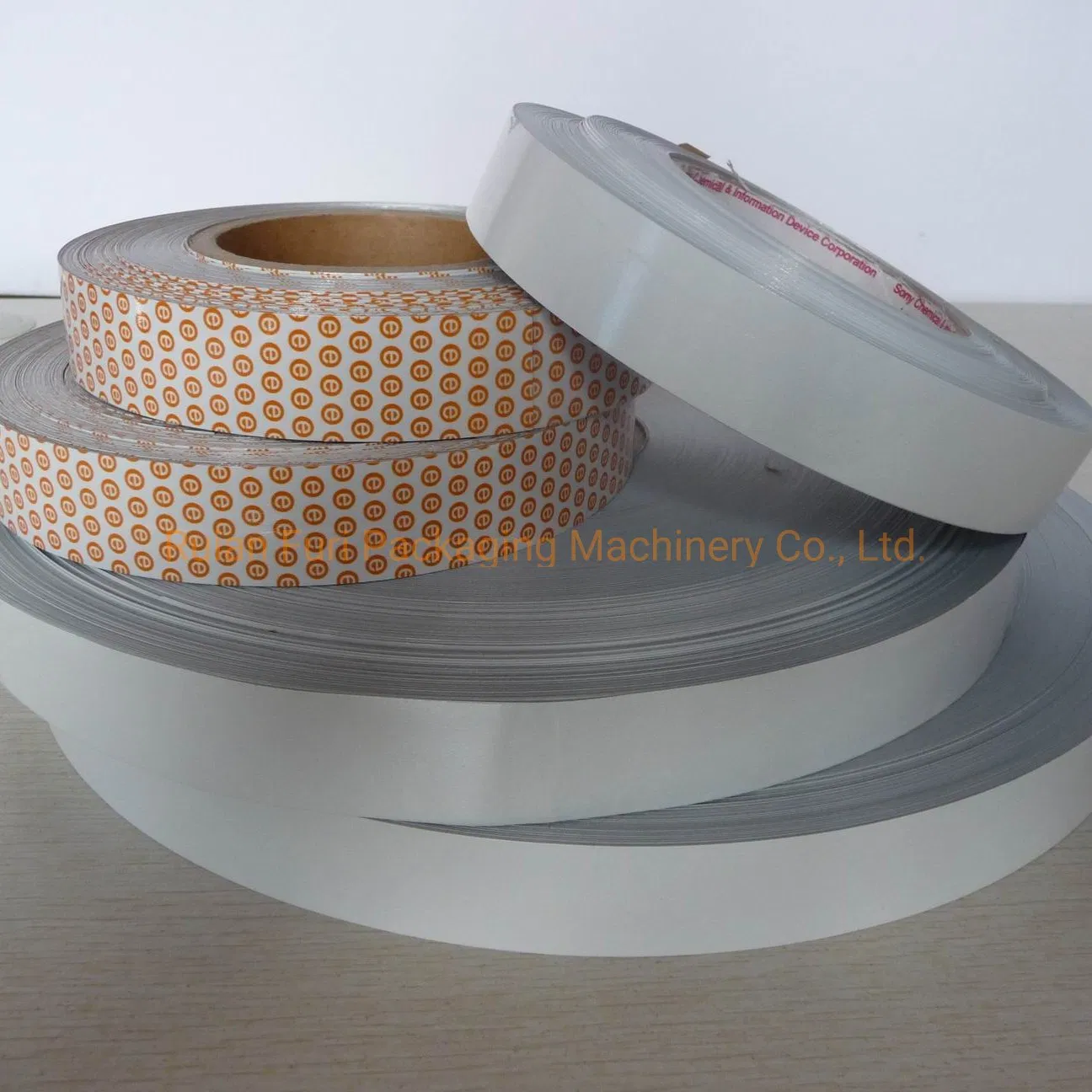 Automatic Cap Liner PE Foam Gasket Cutting/Punching and Inserting Machine