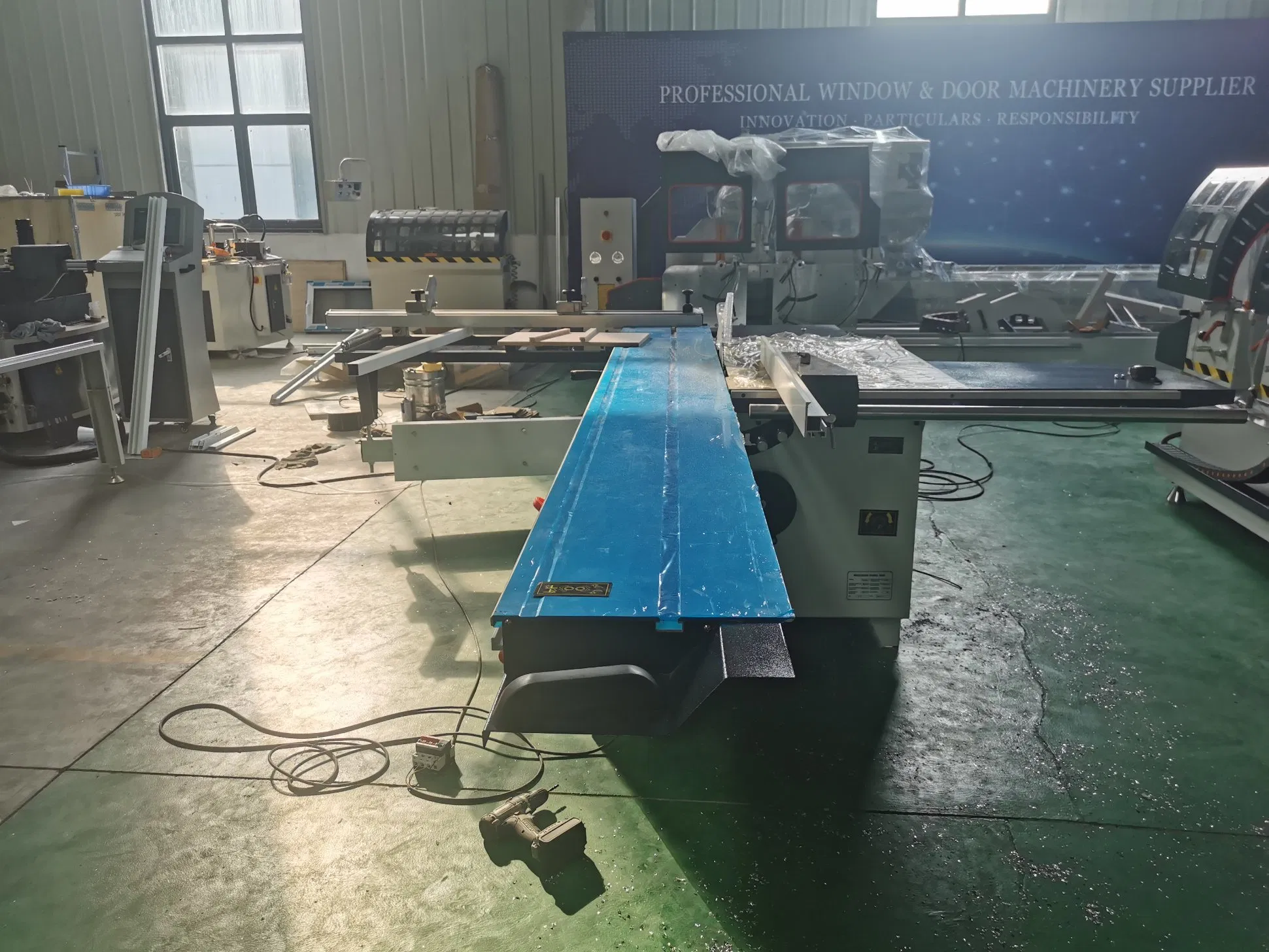 Nisen Panel Saw Modular Furniture Production Line Woodworking Tool