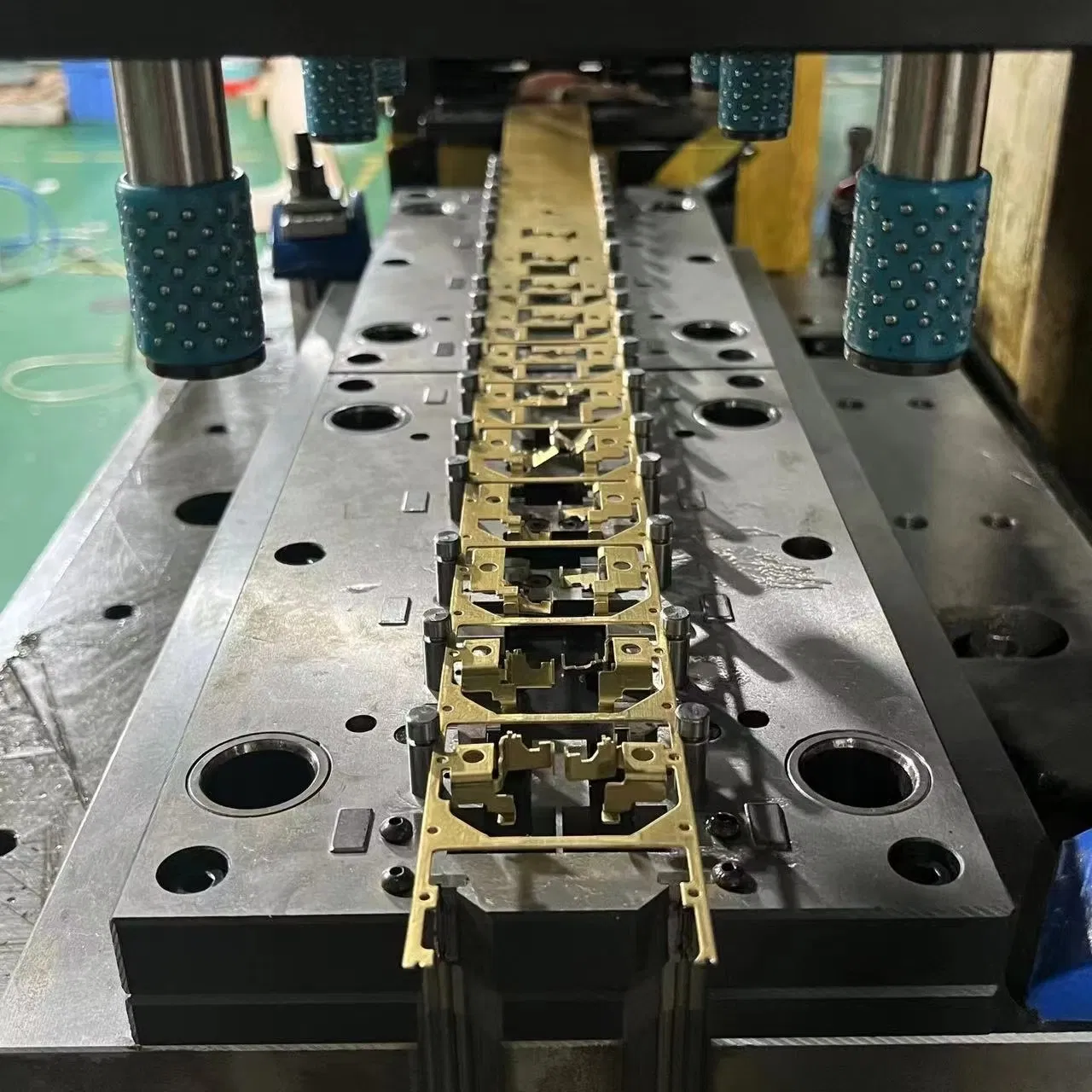 Advanced Precision Cutting and Perforating Tools for Professionals