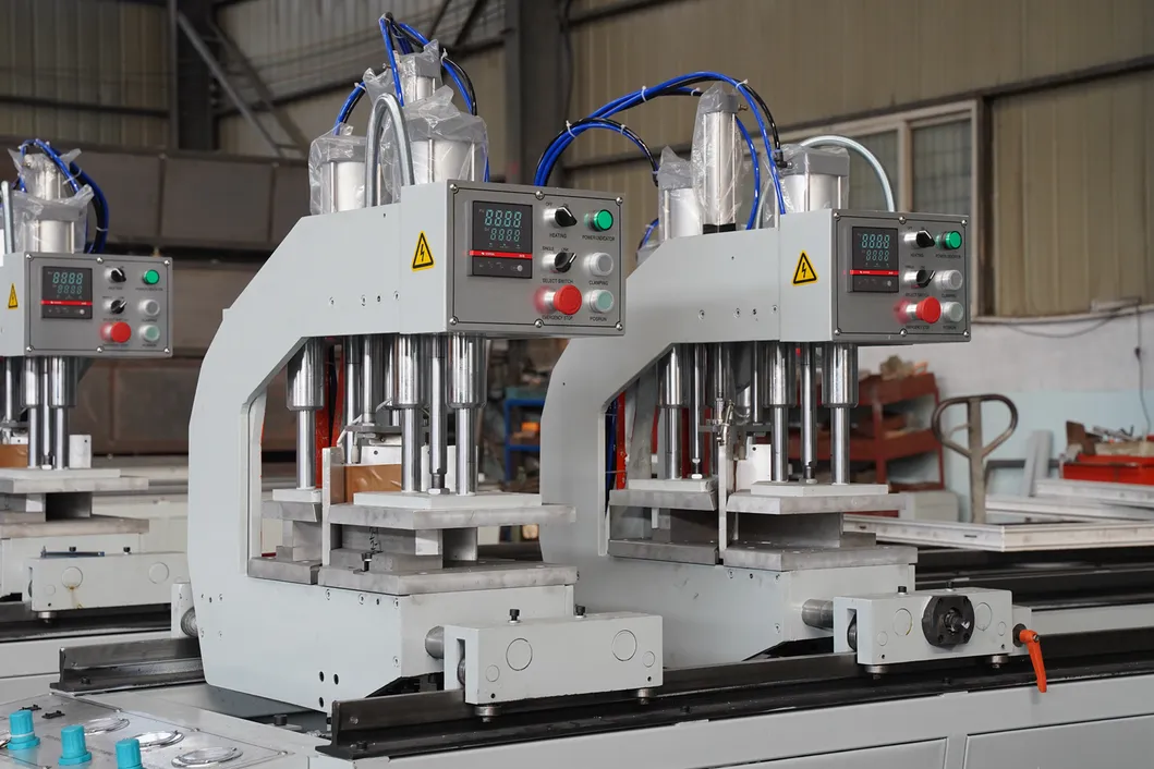 Two heads welding machine