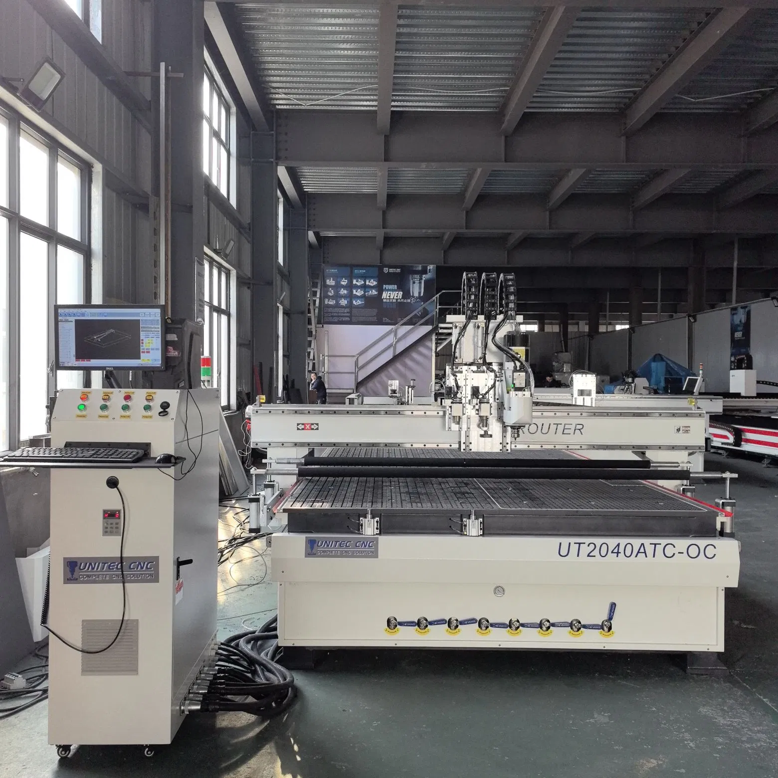 Multi Purpose CNC Oscillating Machine with Atc for MDF Acrylic Foam Cardboard