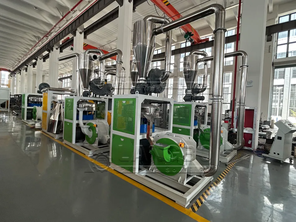 Plastic Pulverizer Machine 2