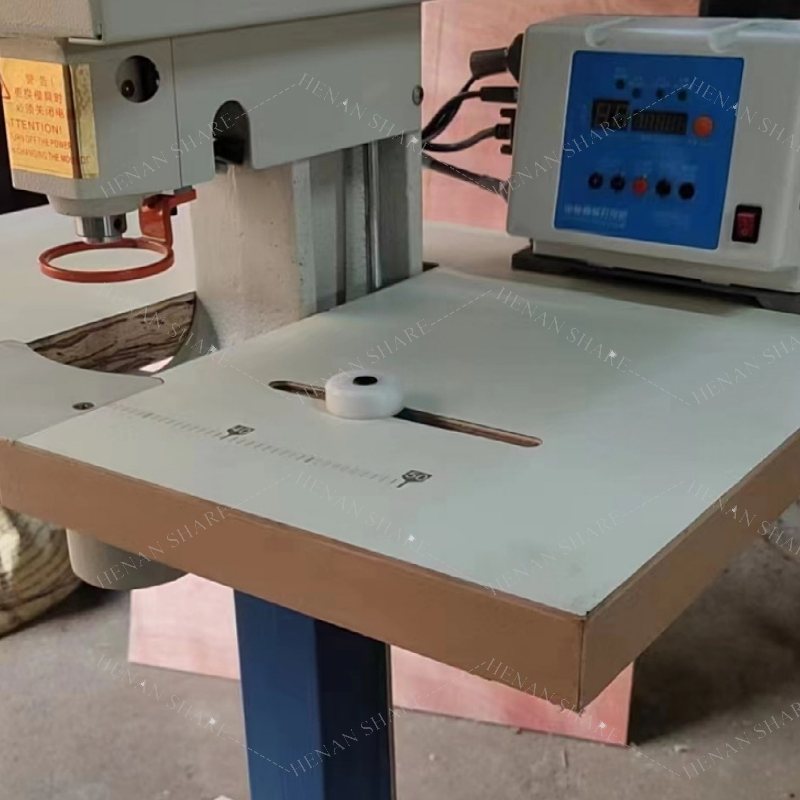 Hot Selling Curtain Eyelet Punching Machines Fabric Punching Perforating Machine Eyelet Punching Hole Machine for Ring Curtains