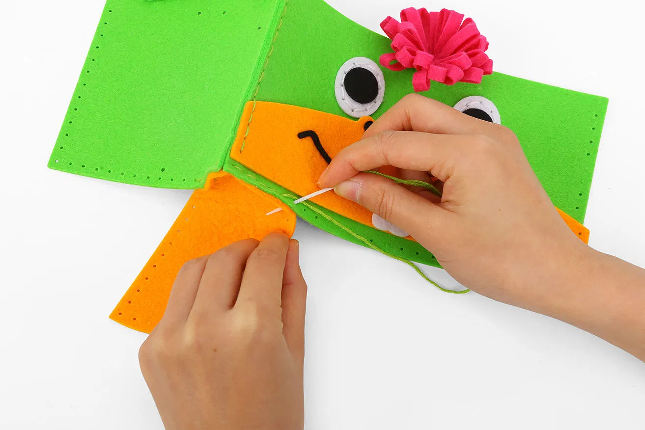 Kit de soporte para bolígrafos de animal de dibujos animados, el caballo, juguetes para niños, material de tela, manualidades hechas a mano, arte tejido