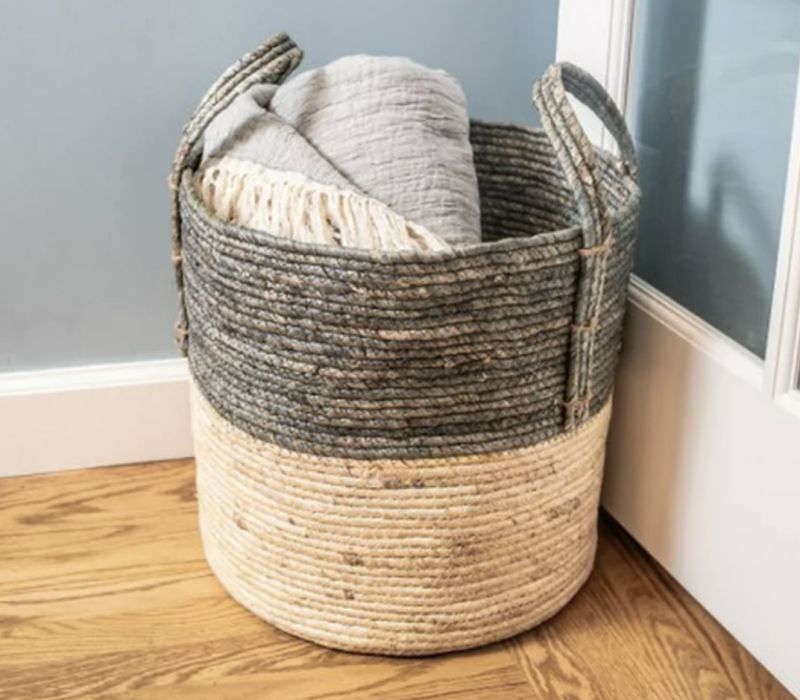Woven handle basket 3