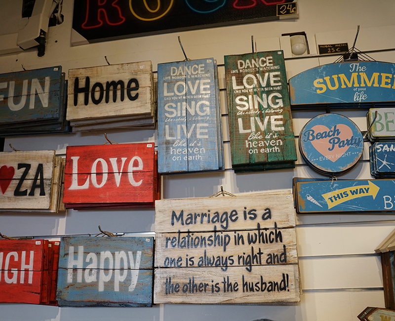 Wooden Sign Display 5