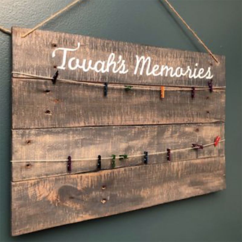 OEM Hanging Photo Holder Personalized Wood plaque Manufacturers, Product