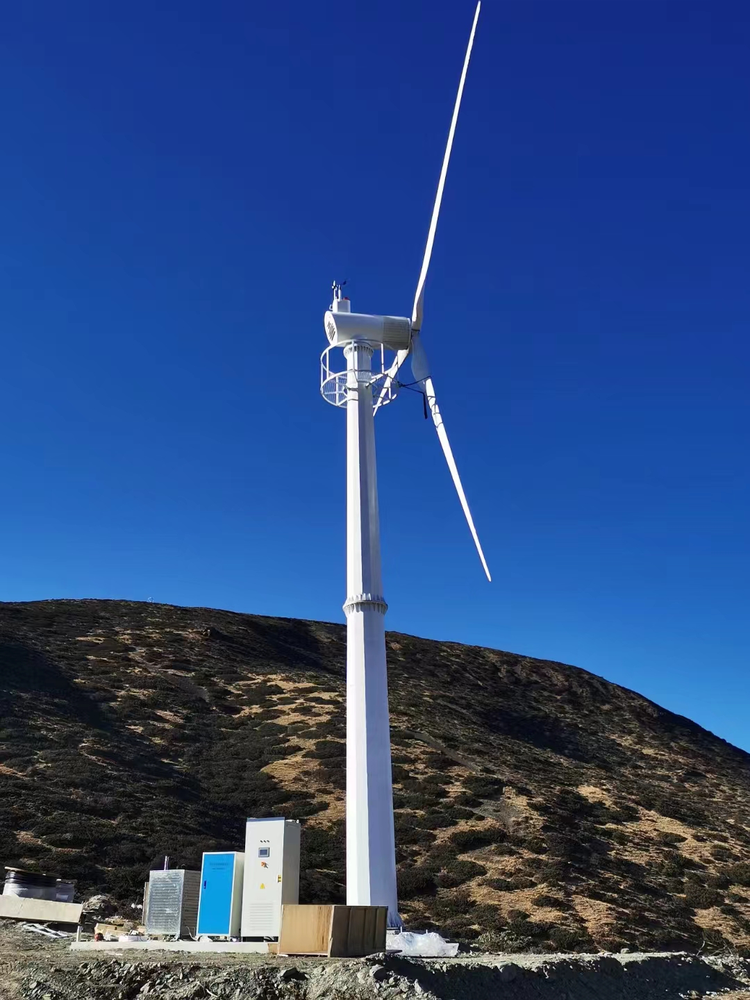 Free Power 60KW 75KW 100KW Yaw Wind Turbine Generator with 380v AC Low Speed Alternator Lithium Ion Industrial Application