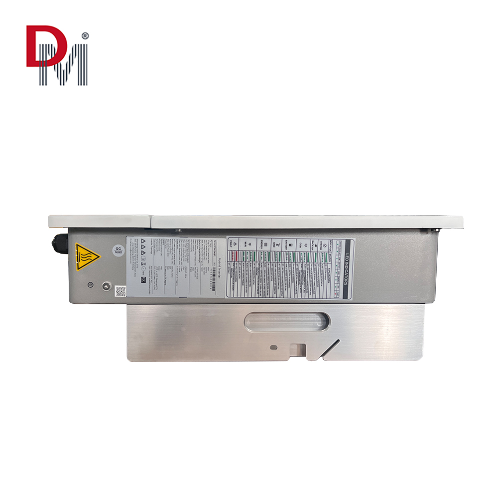 All in One Solar Charge Converter on Off Hybrid Solar Inverter ThreePhase AC220V