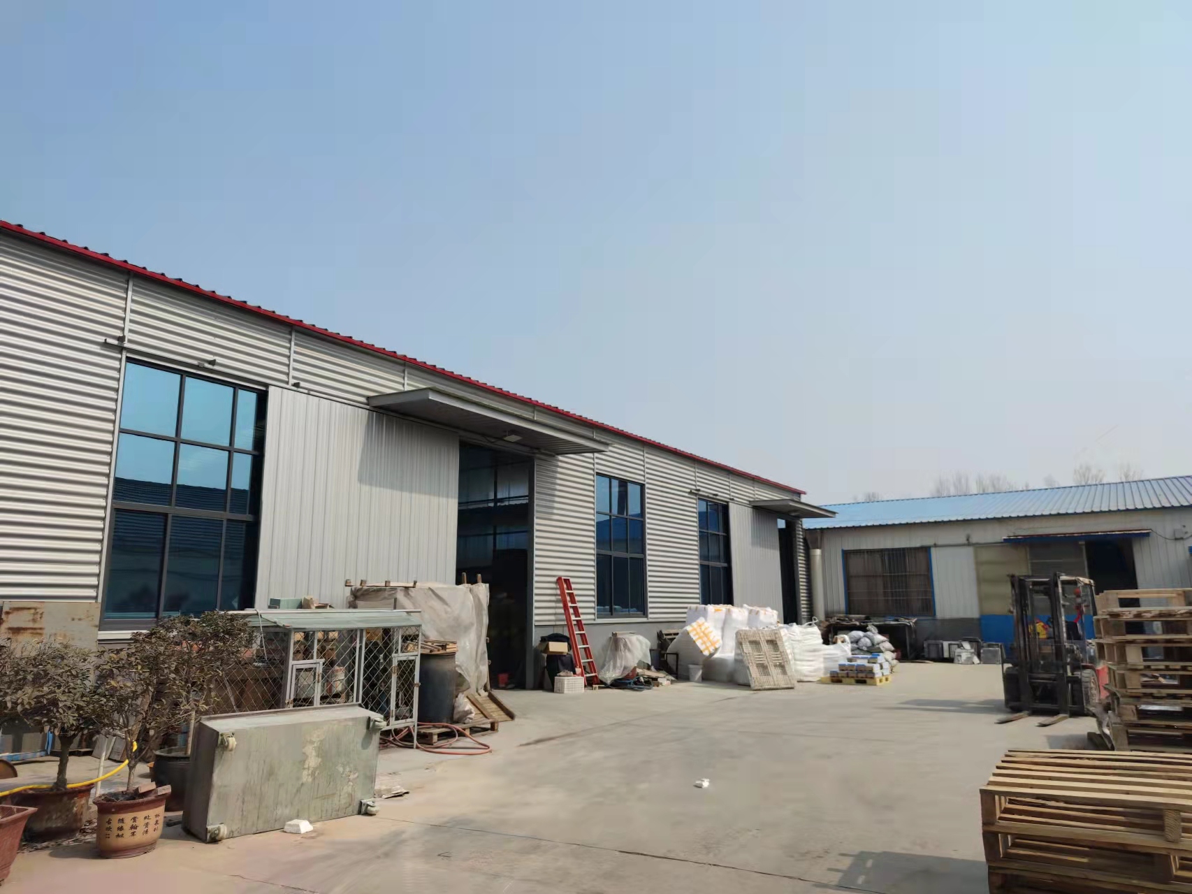 Facility 2