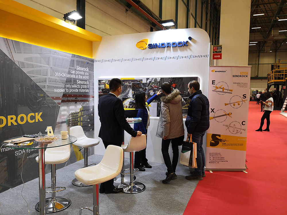 Product Display Showcase