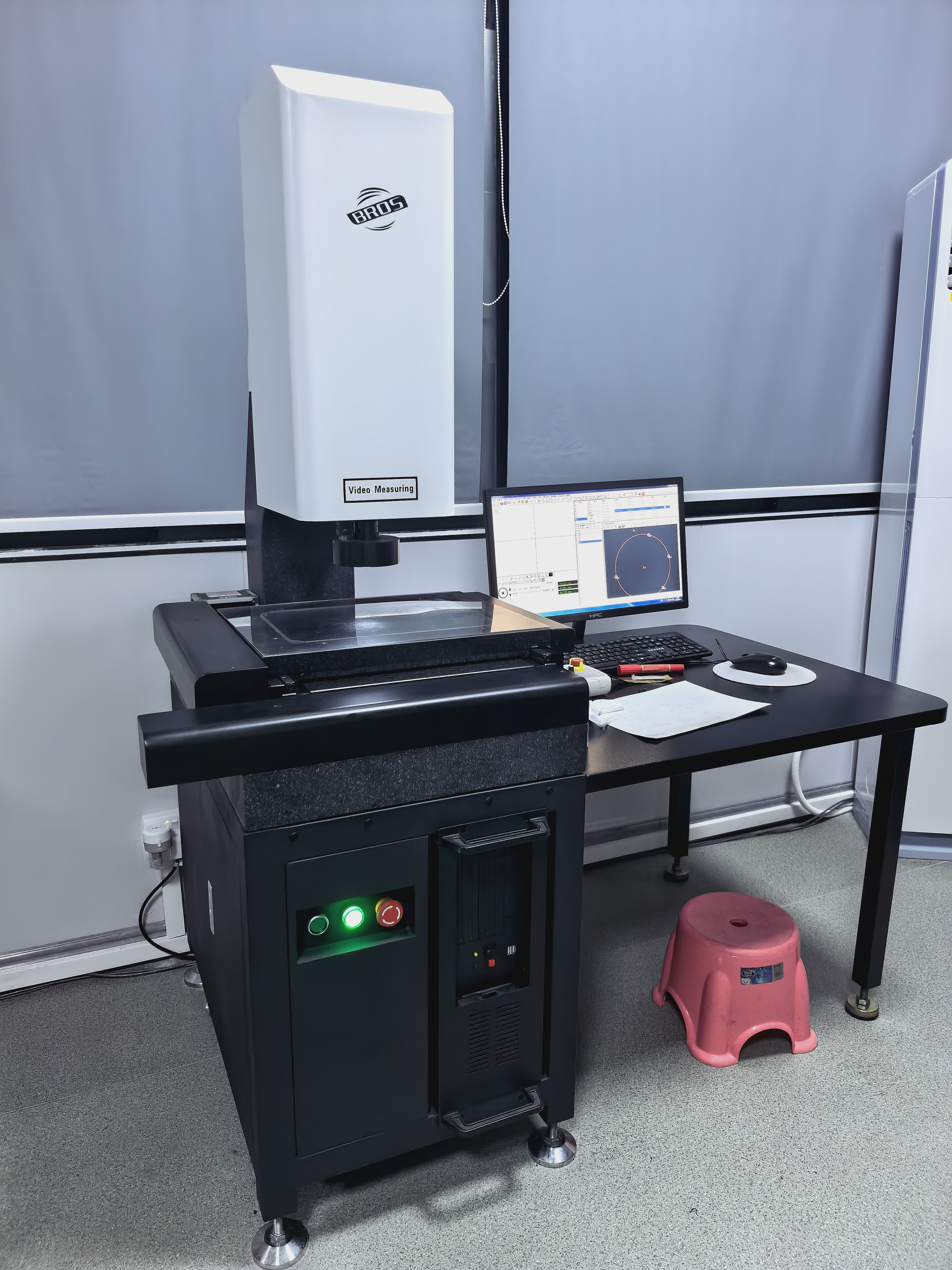2.5D Video Measuring Machine