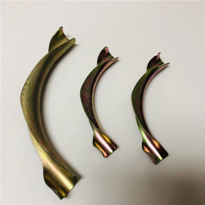 Pipe straightening tool